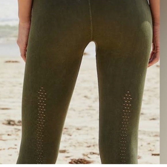 Free People Good Karma Cut-Out Design NWOT - Picture 5 of 9